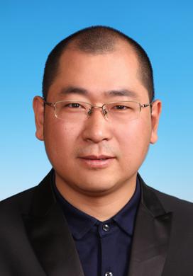 袁文武